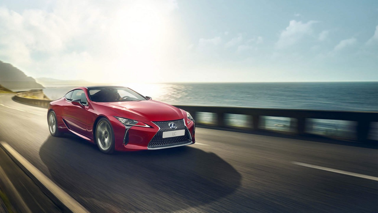 Lexus LC სანაპიროზე